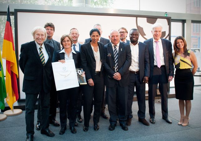 MONIKA STAAB wins GERMAN FOOTBALL AMBASSADOR 2014